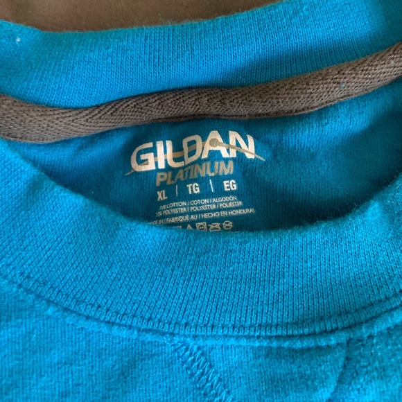 MENS GILDAN CREW NECK - Picture 3 of 6
